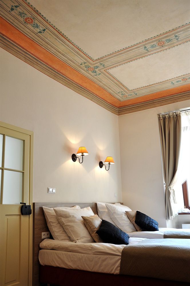 Santi 4* Krakau