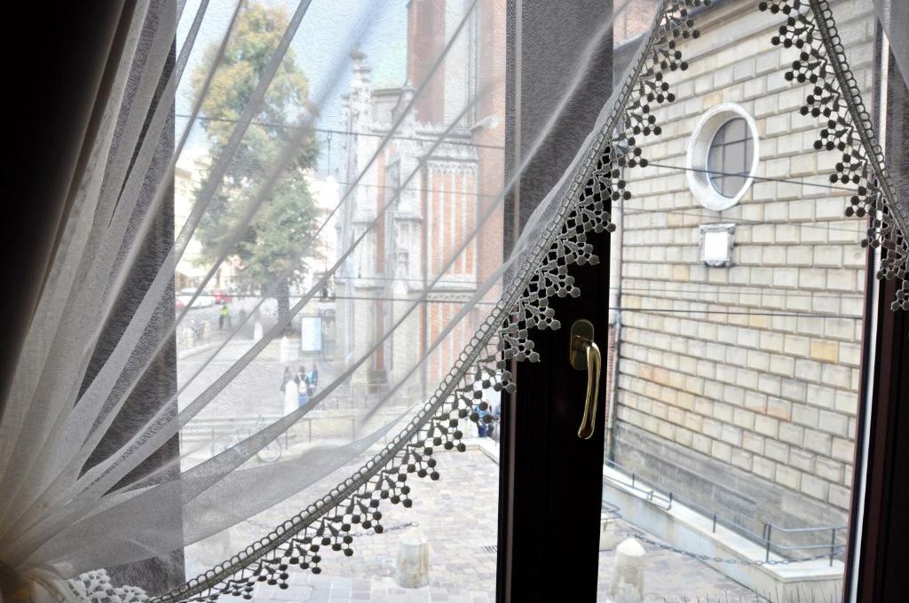 Santi 4* Krakau