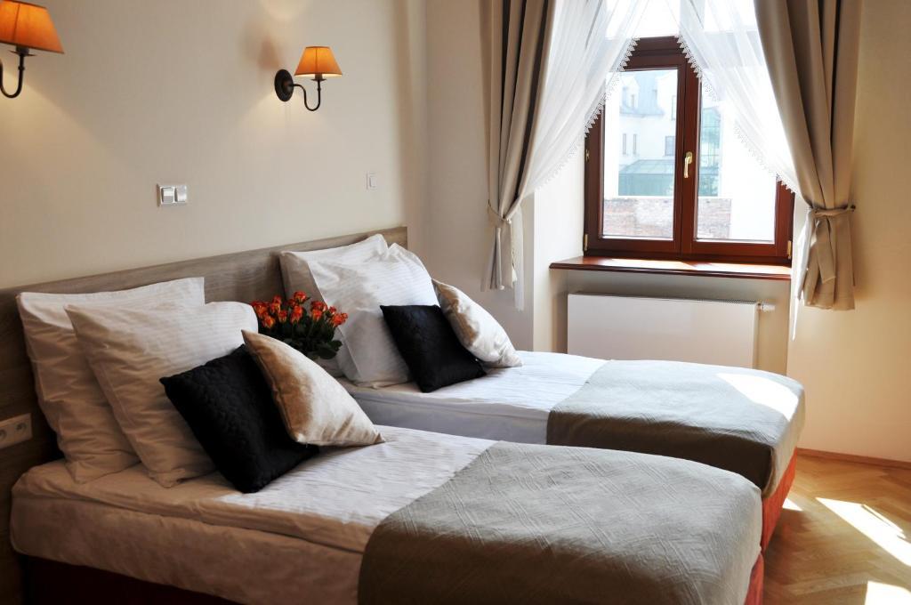 Santi 4* Krakow